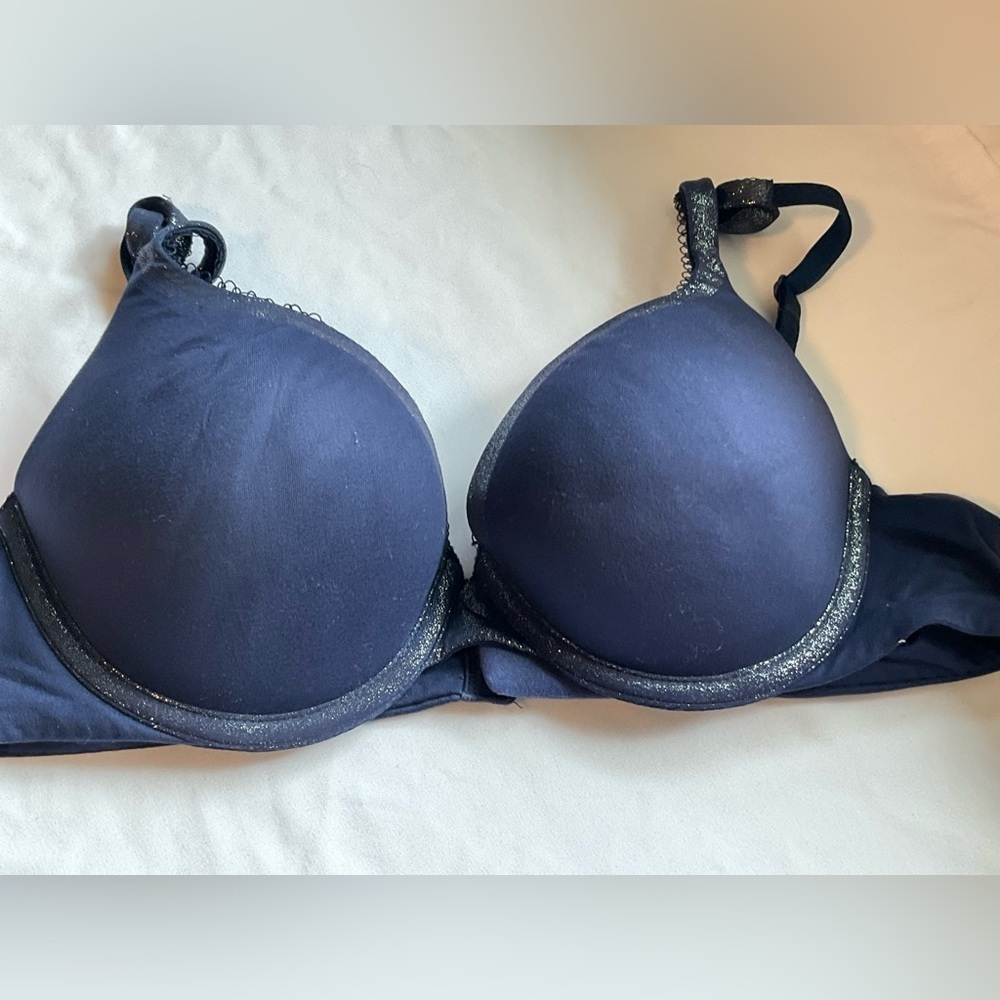 Victoria’s Secret Navy Blue Bra 34B – Glitter Trim